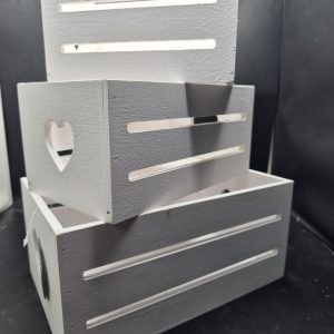 Tris cassettiere in legno